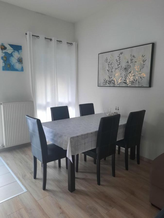 Livia Apartman Hévíz Buitenkant foto
